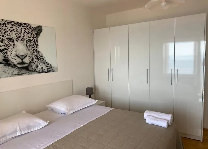 House Bartulovic * Brela