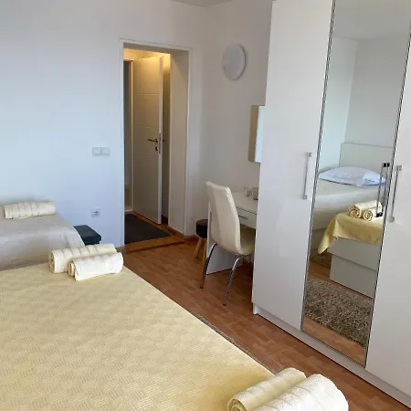 House Bartulovic * Brela