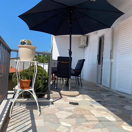 House Bartulovic * Brela