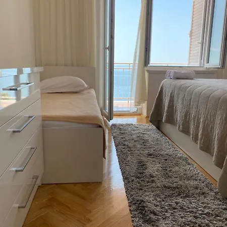 Apartament House Bartulović *