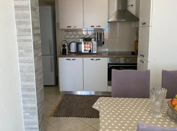 House Bartulovic Brela